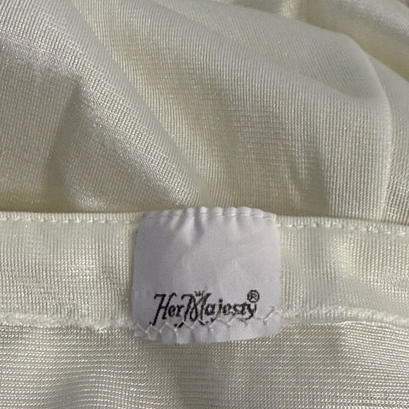 Her majesty Teen Full Short Slip. XXS or XS. See measurements and notes. - Picture 4 of 8